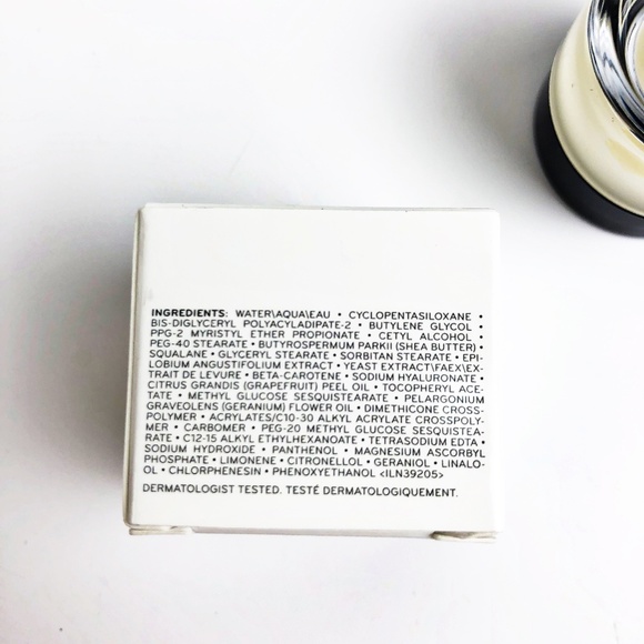 NIB Bobbi Brown Vitamin Enriched Face Base - Picture 5 of 7